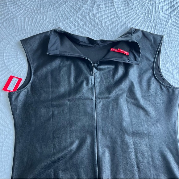 SPANX Mock Neck Bodysuit in Luxe Black Size XXL / 2X - Picture 5 of 8